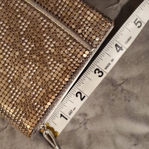 Whiting and Davis mesh clutch - Picture 7 of 10
